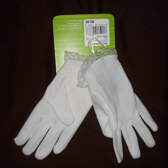 Target Other - New Toddler Girls Dressy White Gloves with Lace